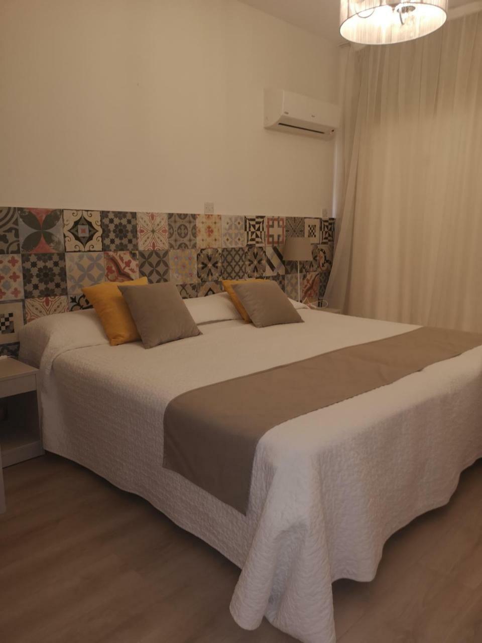 Marianna Annex Aparthotel Limassol Exterior photo